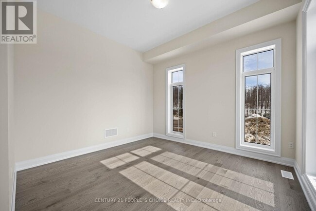 Building Photo - 6 Aldwinckle Ave.