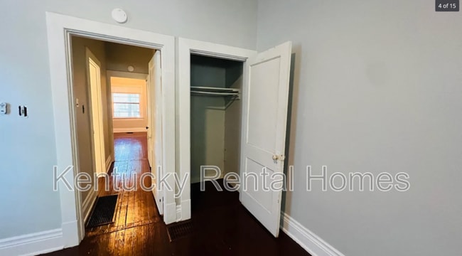 Foto del edificio - 445 Davidson Ct