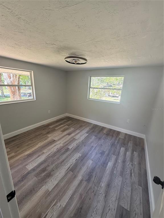 Foto del edificio - 9029 Maiden Ln