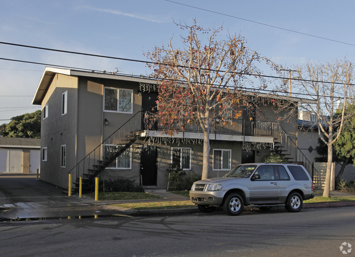 Primary Photo - E. Bay Apartments