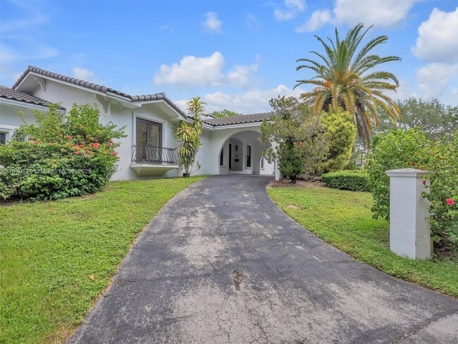 Building Photo - 5901 SW 136th St