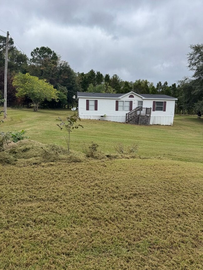 Building Photo - FOR RENT – Peaceful 3BR/2BA Home in Beaure...