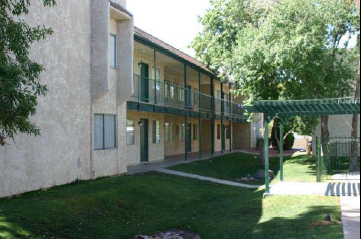 Foto del edificio - The Courtyards