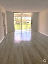 Building Photo - 160 Turtle Lake Ct