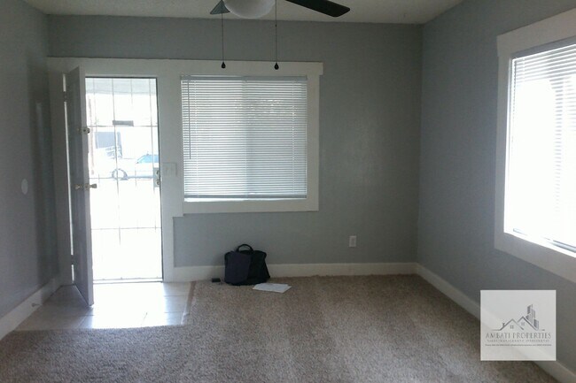 Foto del edificio - Cute Traditional. 3 Bedroom 1 bath home in Tower District.