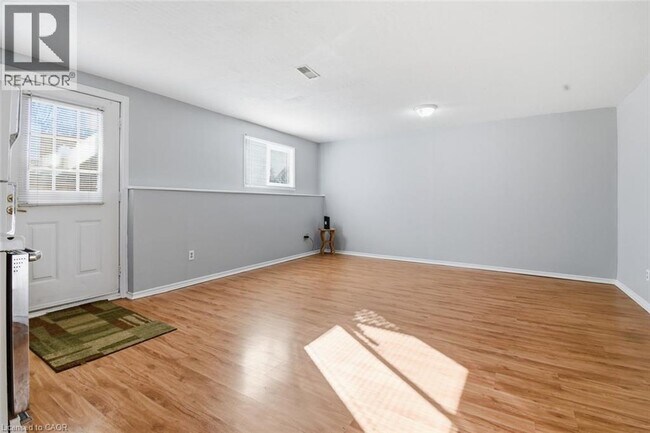 Photo du bâtiment - 113 Commercial St