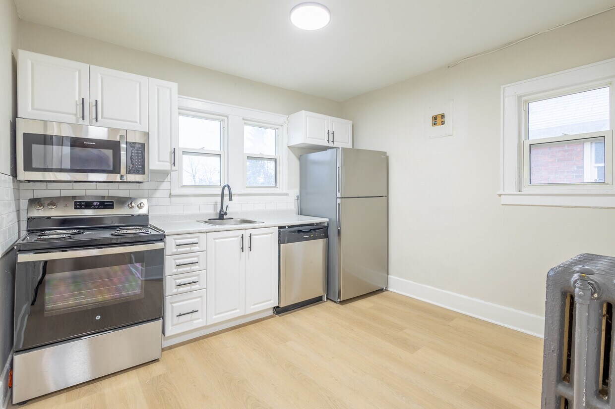 Photo du bâtiment - 714 Elliott St E