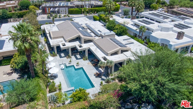 Building Photo - 6 Rocky Ln