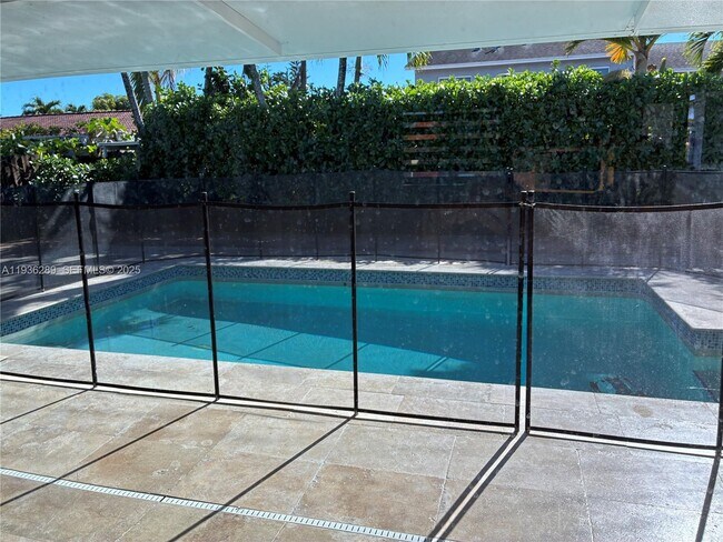 Foto del edificio - 9978 SW 152nd Terrace