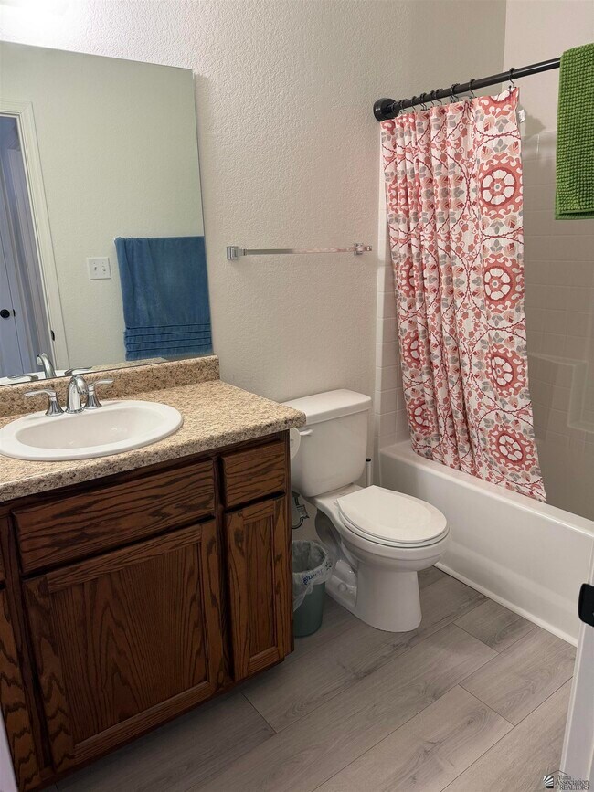 Foto del edificio - 4428 S Cholla Wy