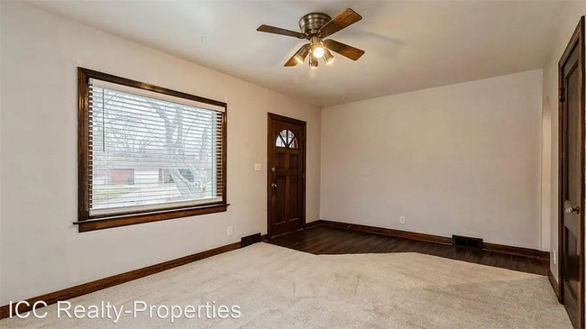 Building Photo - 2 br, 1 bath House - 2412 32nd Ave