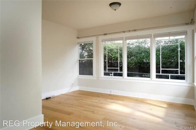 Building Photo - 960-960 Pismo St