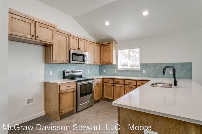 Building Photo - 3 br, 2 bath House - 1200 Kingston Rd