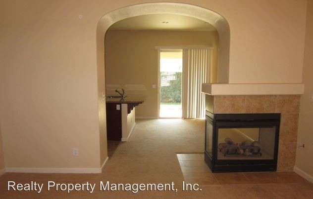 Foto del edificio - 3 br, 2 bath House - 5359 W. King Fisher Lane