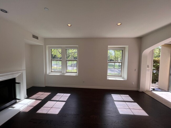 Foto del edificio - Portola Hills Beauty