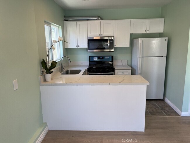 Foto del edificio - 16050 Bryant St