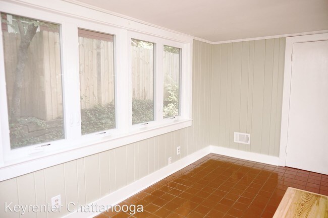 Building Photo - 4 br, 3 bath House - 809 Mt. Vernon Circle