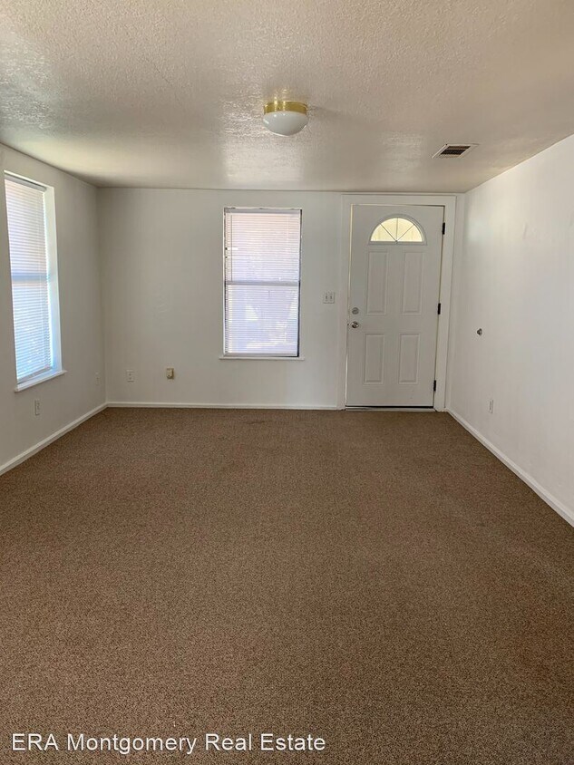 Building Photo - 2 br, 1 bath House - 1505 W. Fox