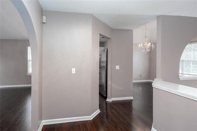 Building Photo - 5414 Sweetsprings Dr SW