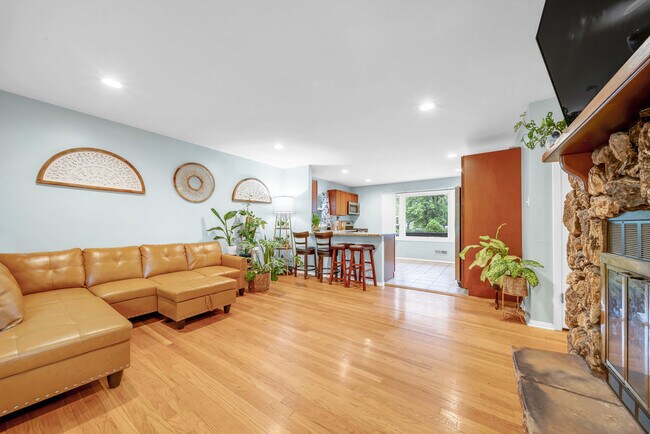 Foto del edificio - 105 Indianwood Dr