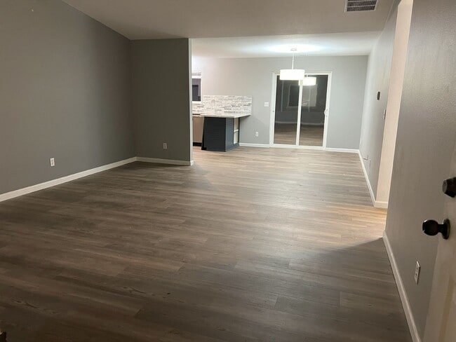 Building Photo - Jared and Travis Duplex