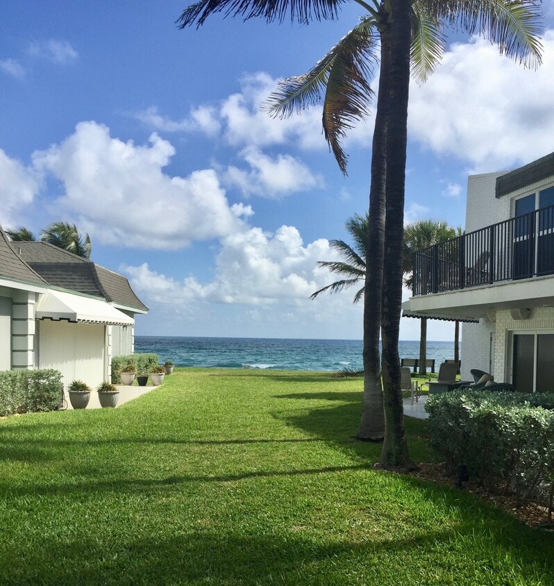 Photo - 1194 Hillsboro Mile (Hillsboro Beach, FL)