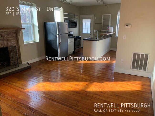 Building Photo - 2 Bedroom Apartment in West End Village