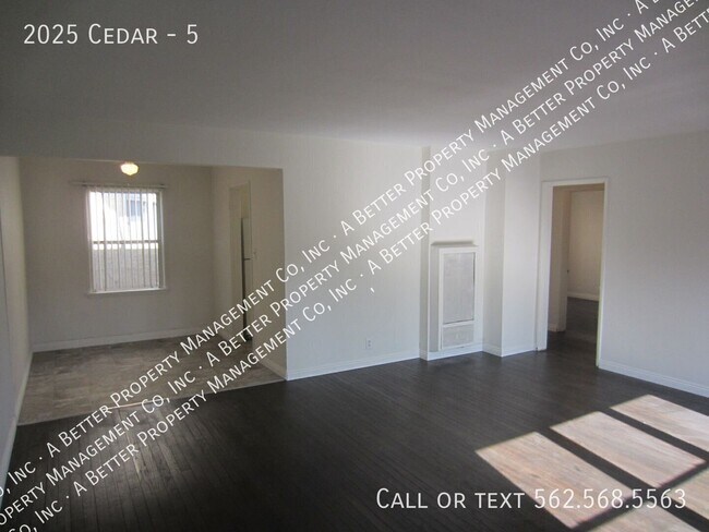Foto del edificio - 2025 Cedar-5