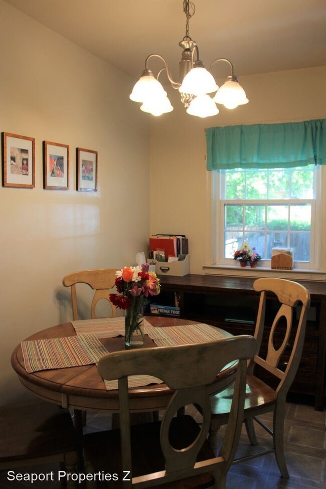 Building Photo - 2 br, 1 bath House - 1723 Cameron St