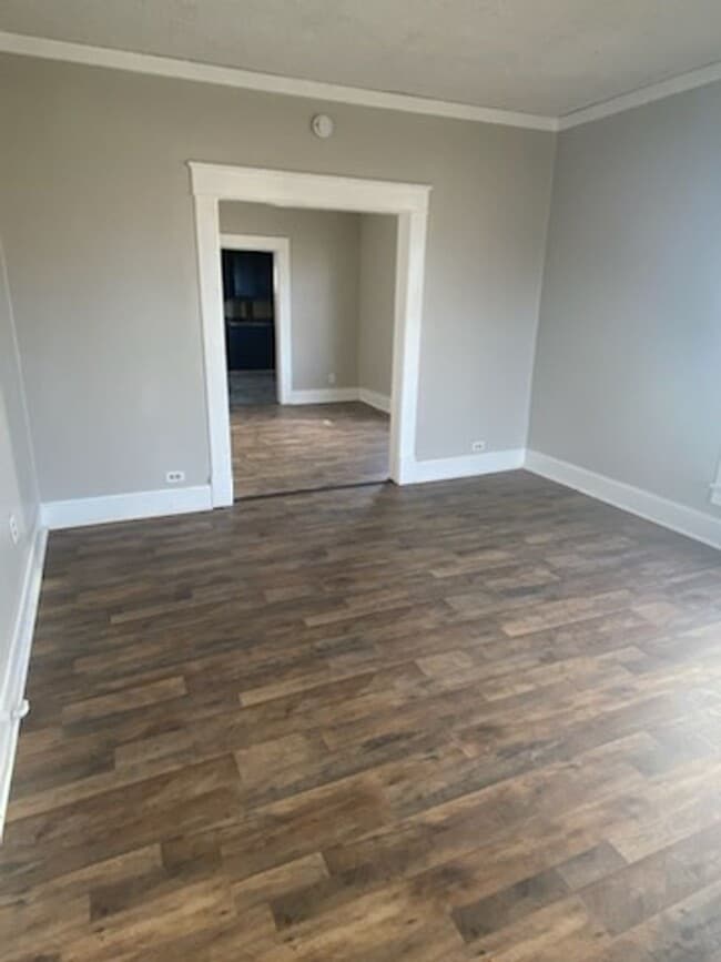 Building Photo - COMING SOON: CUTE 2 BEDROOM / 1 BATHROOM HOUSE IN WEBB CITY MO!!!