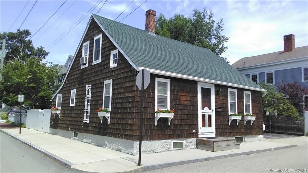 Primary Photo - 10 Grand St