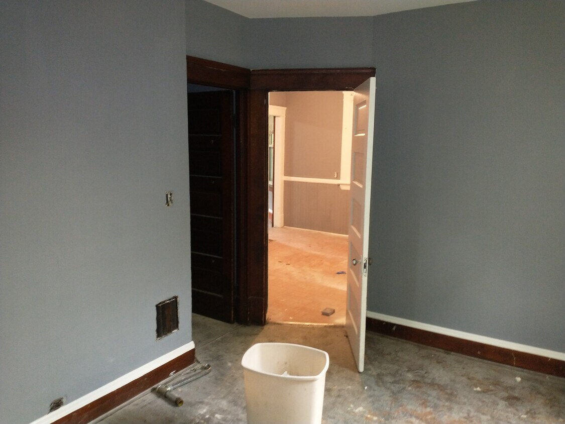Building Photo - 1230 East 84th Street, Unit 1
