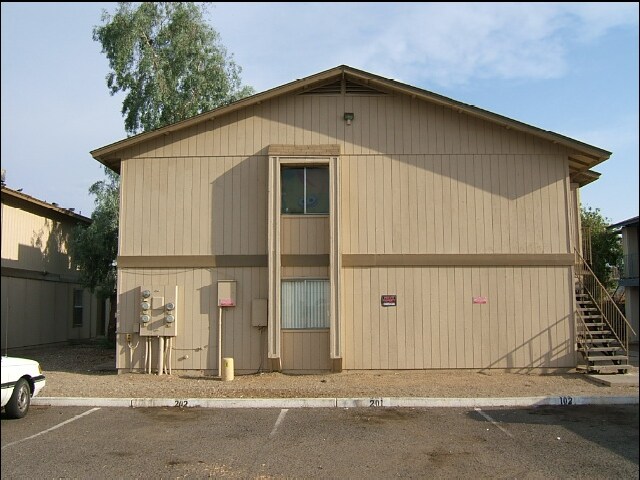 Building Photo - 6625 W Ocotillo Rd