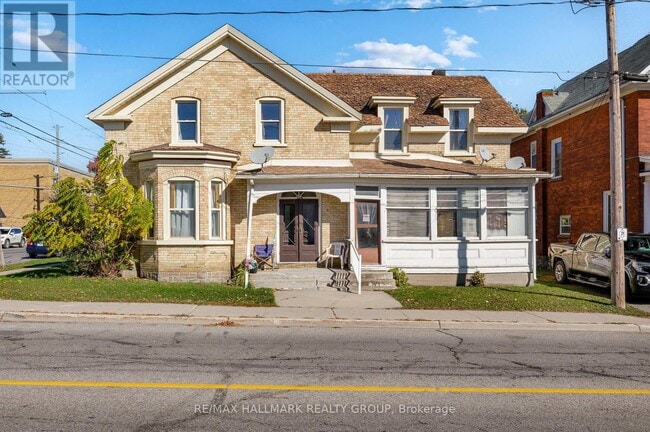 Building Photo - 15 Elmsley St N