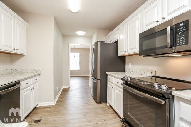 Building Photo - 404 Bridgeton Cove Ct