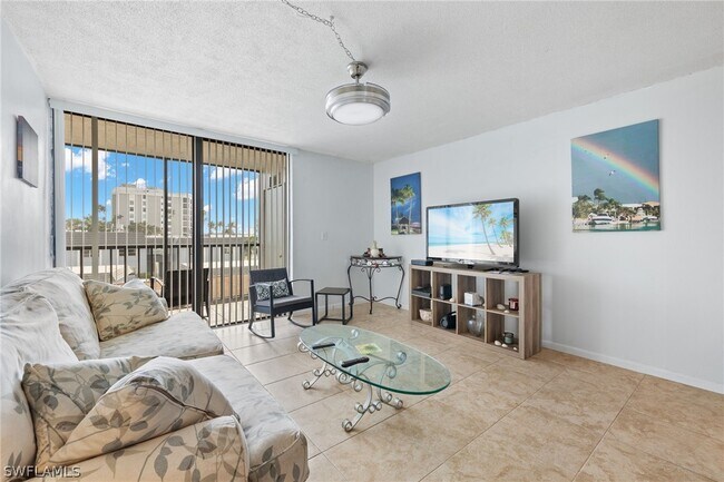 Foto del edificio - 3460 N Key Dr