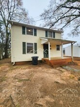 Building Photo - 202 William St