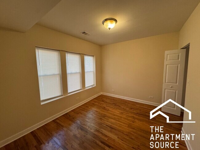 Foto del edificio - 2257 W Rosemont Ave