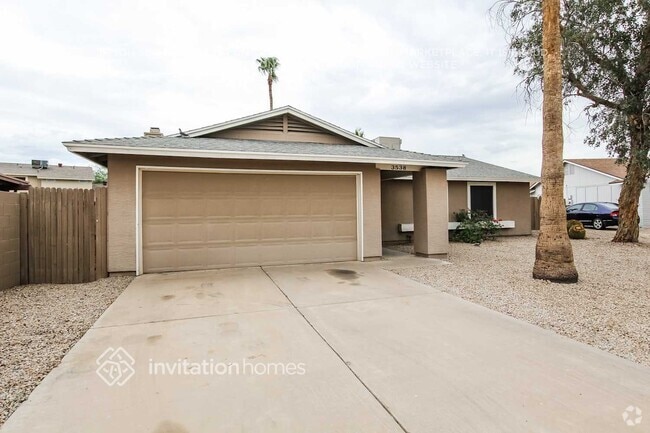 Building Photo - 3538 E Anderson Dr