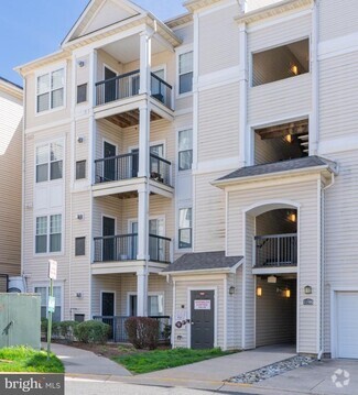 Building Photo - 11355 Aristotle Dr
