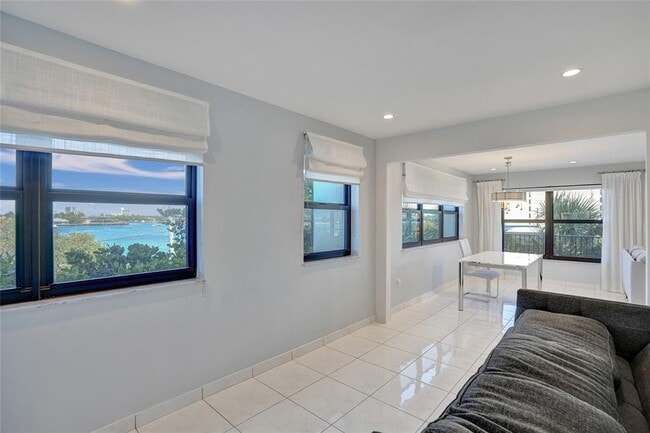 Building Photo - 1201 S Ocean Dr