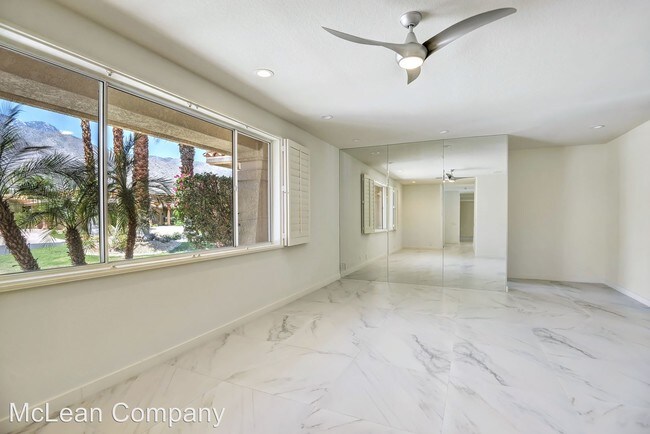 Building Photo - 38144 Maracaibo Cir W