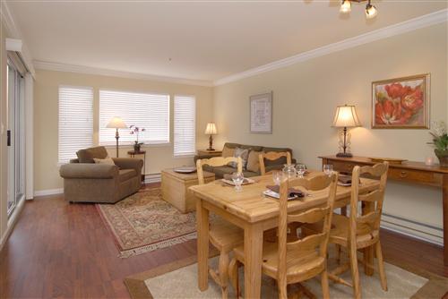 Foto del edificio - 1221 Oak Grove Ave