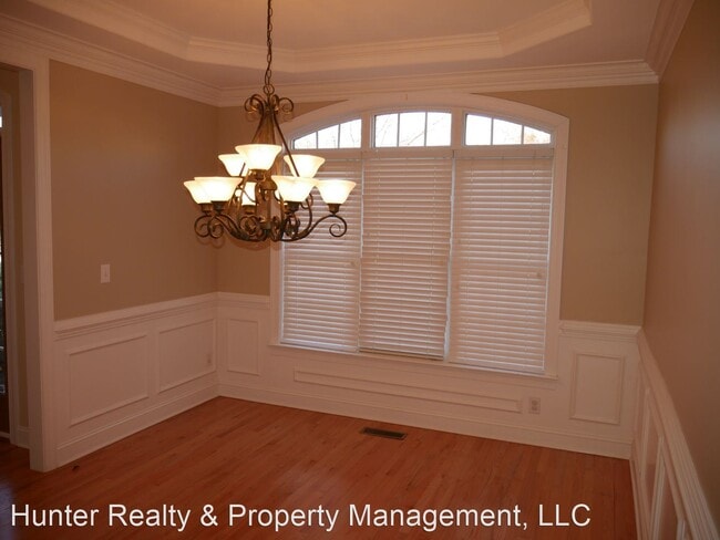 Foto del edificio - 5 br, 4 bath House - 3538 Burnely Drive