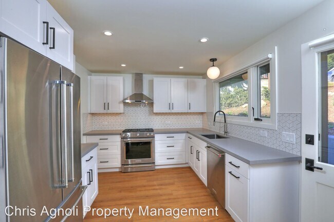 Building Photo - 3 br, 2 bath House - 2979 Kenmore Place