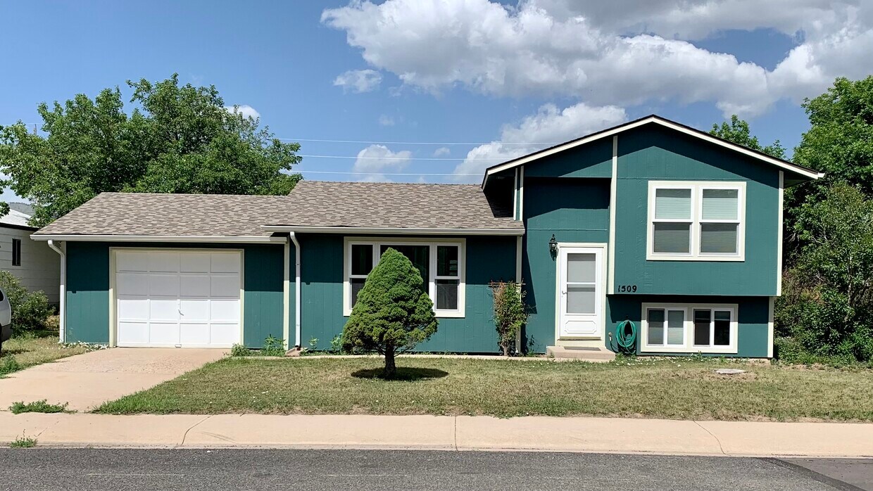 1509 Station Ct, Fort Collins, CO 80521 House Rental in Fort Collins
