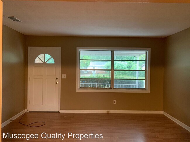 Foto del edificio - 3 br, 1 bath House - 1904 Wellborn Dr