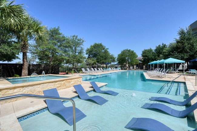 Ventura Ridge apartments — community photo - Ventura Ridge