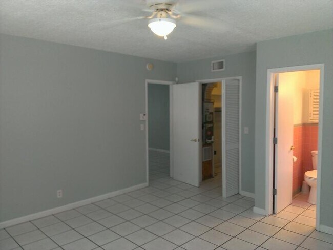 Dormitorio - 1225 SW 4th Ct