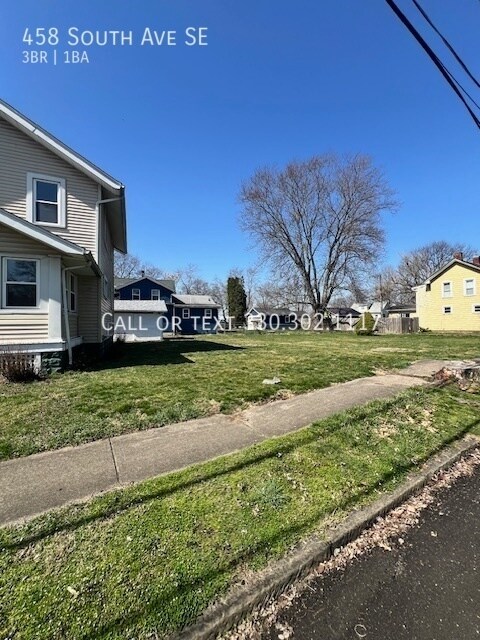 Building Photo - Three bedroom home for rent in Massillon